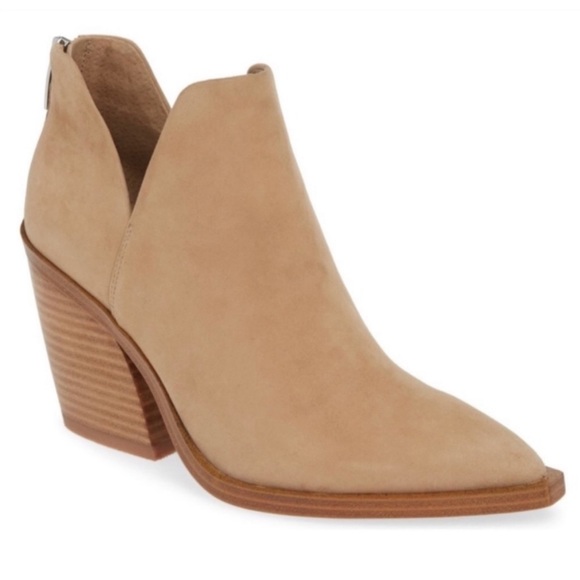 Vince Camuto Gigietta Bootie - Picture 1 of 7